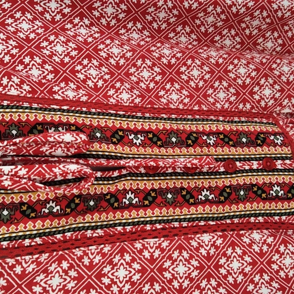 Bundle of 2 Dahlia Flowy Tops Size Small! - Picture 4 of 6